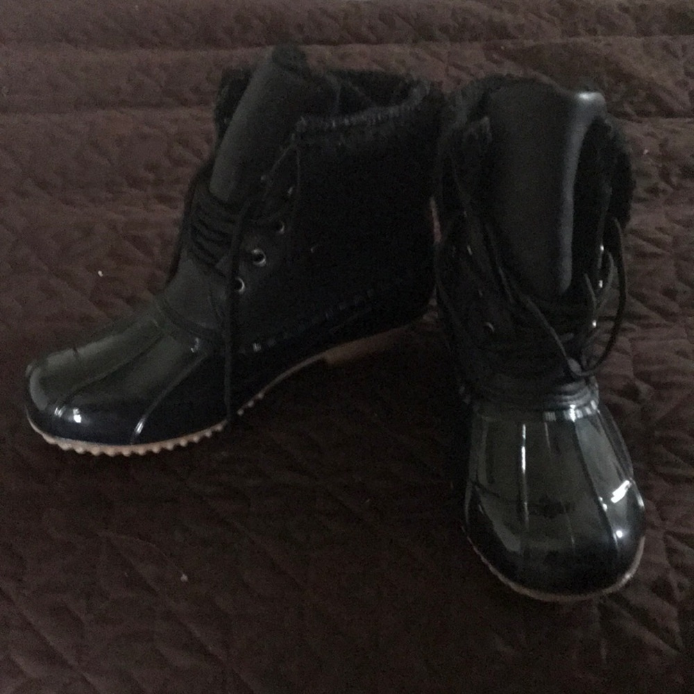 Black Boots